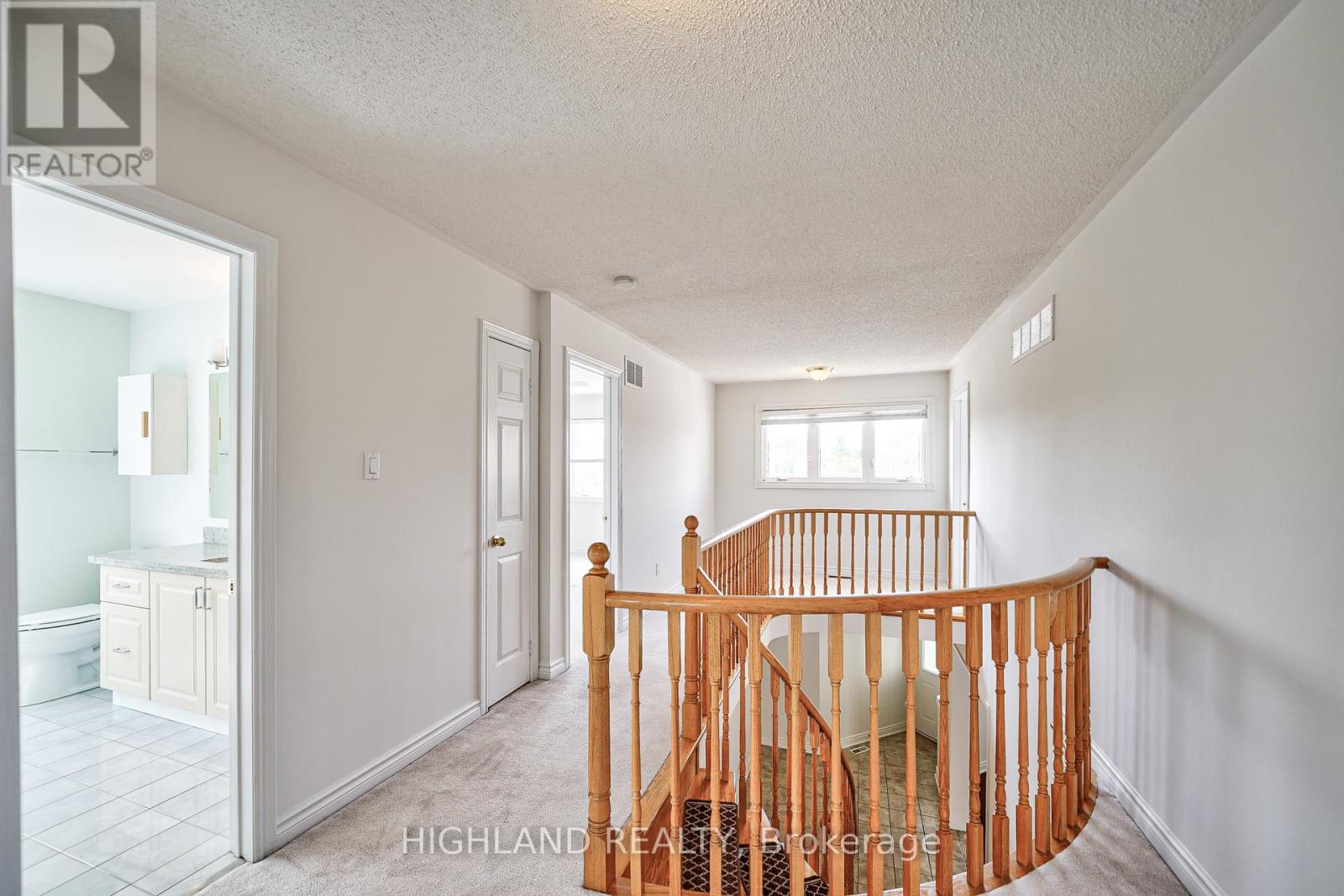 5895 Bell Harbour Drive, Mississauga, Ontario  L5M 5K8 - Photo 19 - W8317832