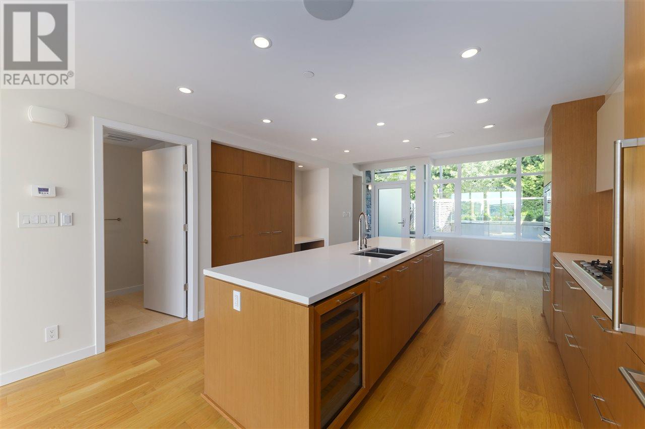 778 Arthur Erickson Place, West Vancouver, British Columbia  V7T 0B6 - Photo 5 - R2880557