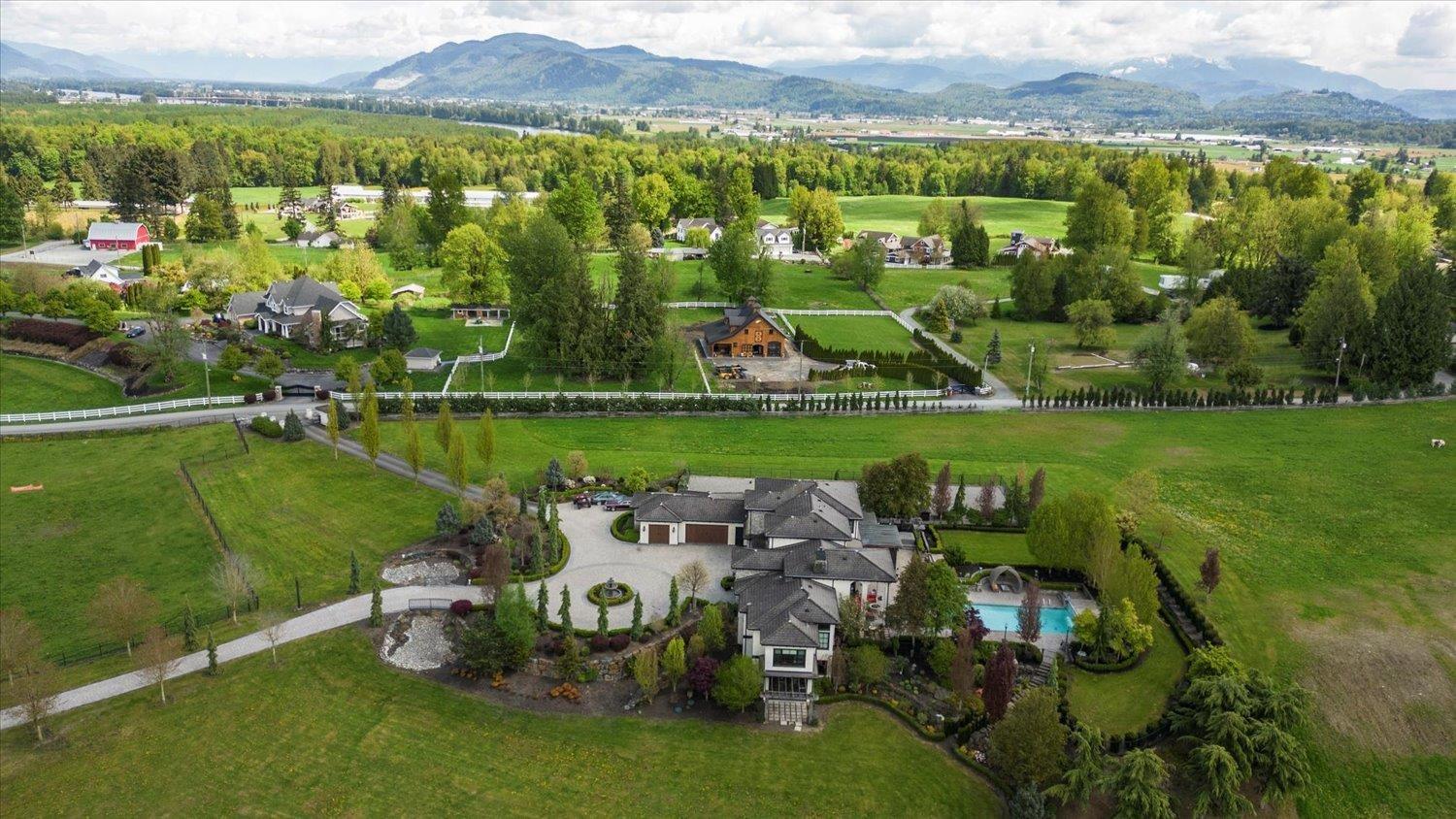 30736 Burgess Avenue, Abbotsford, British Columbia  V4X 2A6 - Photo 36 - R2877566