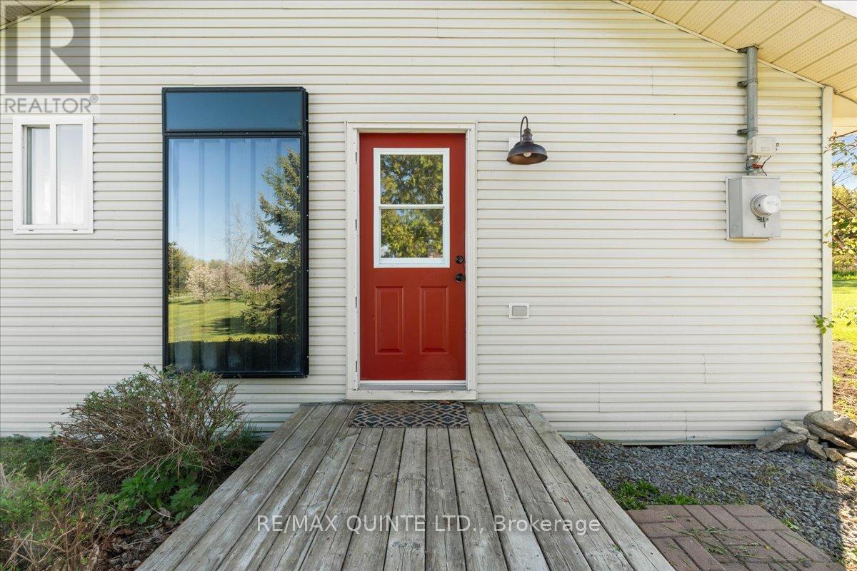 80 Prinyer's Cove Crescent, Prince Edward County, Ontario  K0K 2T0 - Photo 5 - X8317666