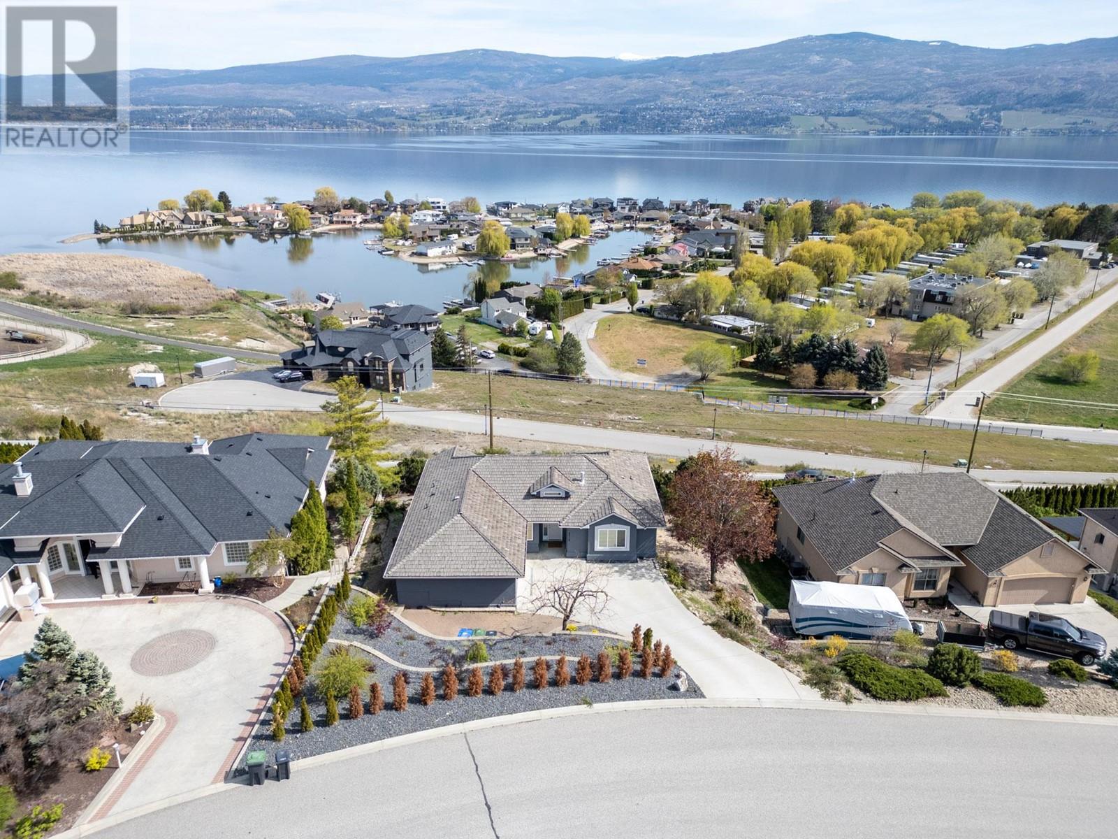 3513 EMPIRE Place West Kelowna, BC V4T1Y5_30