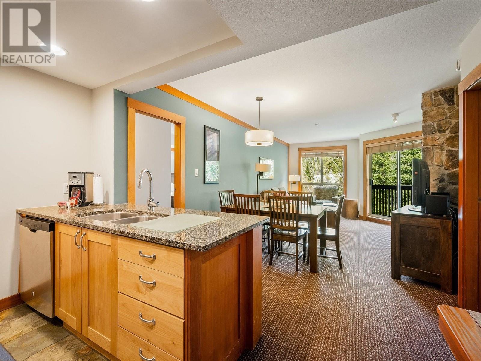 424d 2036 London Lane, Whistler, British Columbia  V8E 0N7 - Photo 10 - R2880684