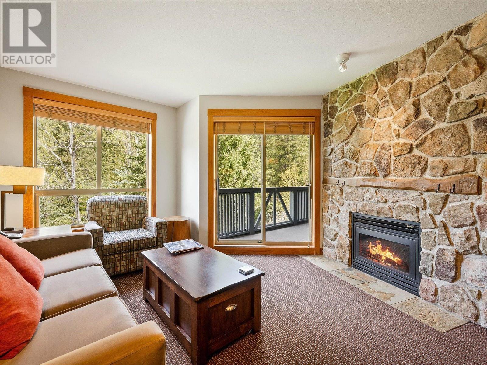 424d 2036 London Lane, Whistler, British Columbia  V8E 0N7 - Photo 3 - R2880684