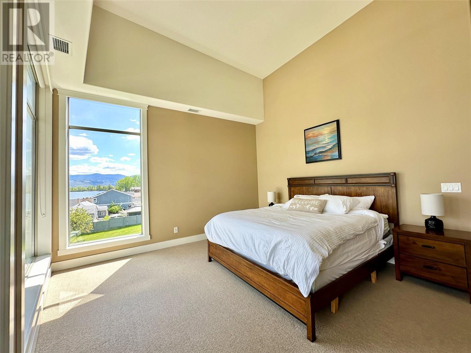 5003 Oleander Drive Unit# 301 Osoyoos