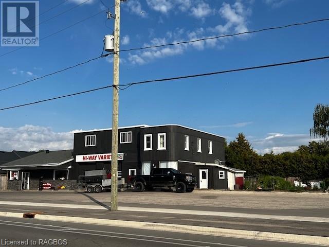 363 Queen Street, Kincardine, Ontario  N2Z 2R4 - Photo 4 - 40487250