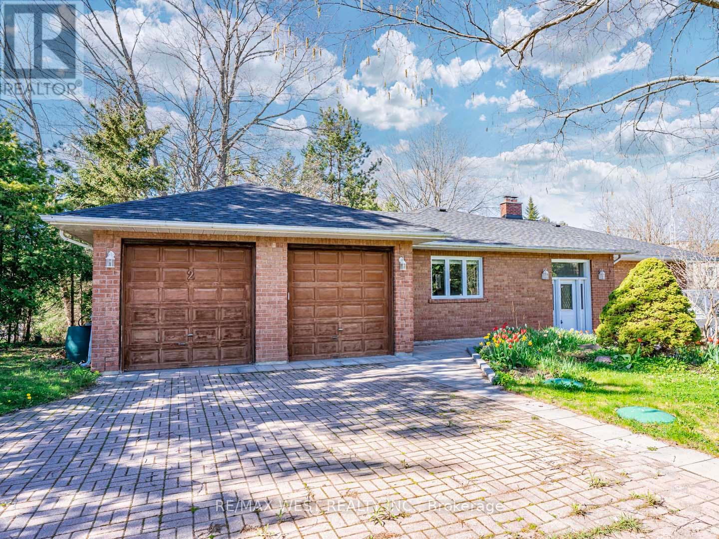 2 CONNAUGHT AVE, whitchurch-stouffville, Ontario