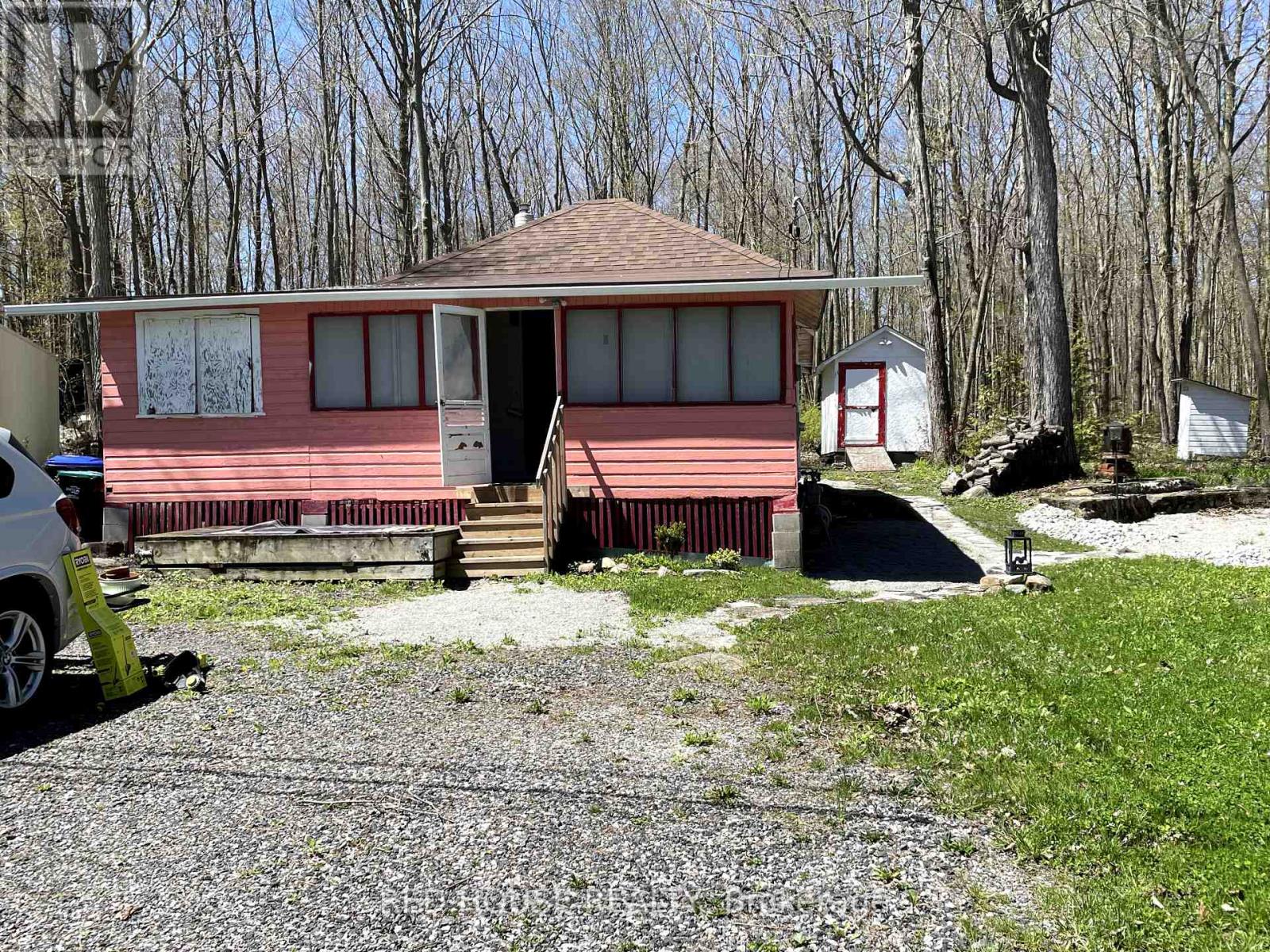 365 Robins Point Rd, Tay, Ontario  L0K 2A0 - Photo 10 - S8320108