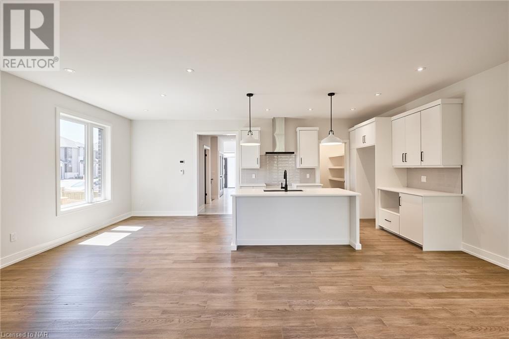 24 GRAPEVIEW Drive Unit# 10 St. Catharines