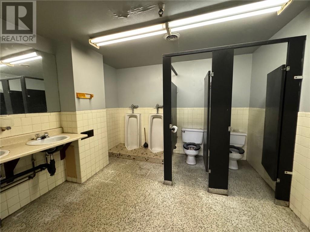 130 North Augusta Road, Brockville, Ontario  K6V 2X9 - Photo 8 - 1391135