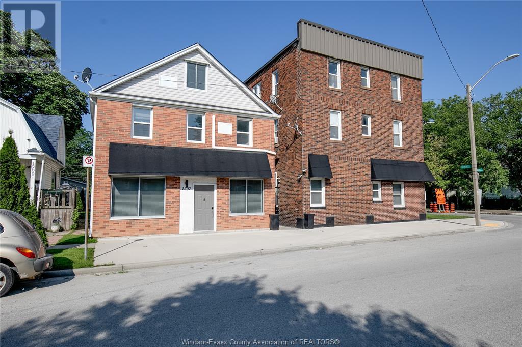 MLS# 24010720: 1207 MONMOUTH, Windsor, Canada