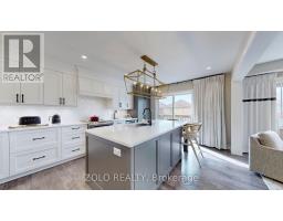 15 Oceanpearl Cres, Whitby, Ca