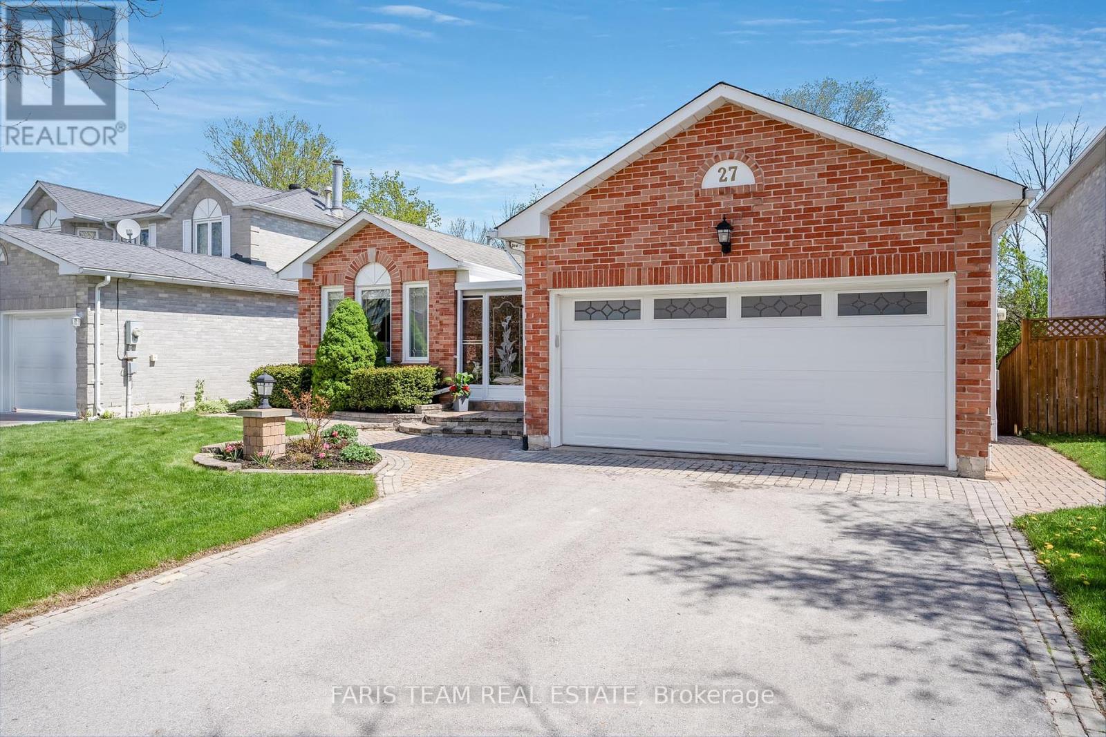 27 BARRE DR, barrie, Ontario