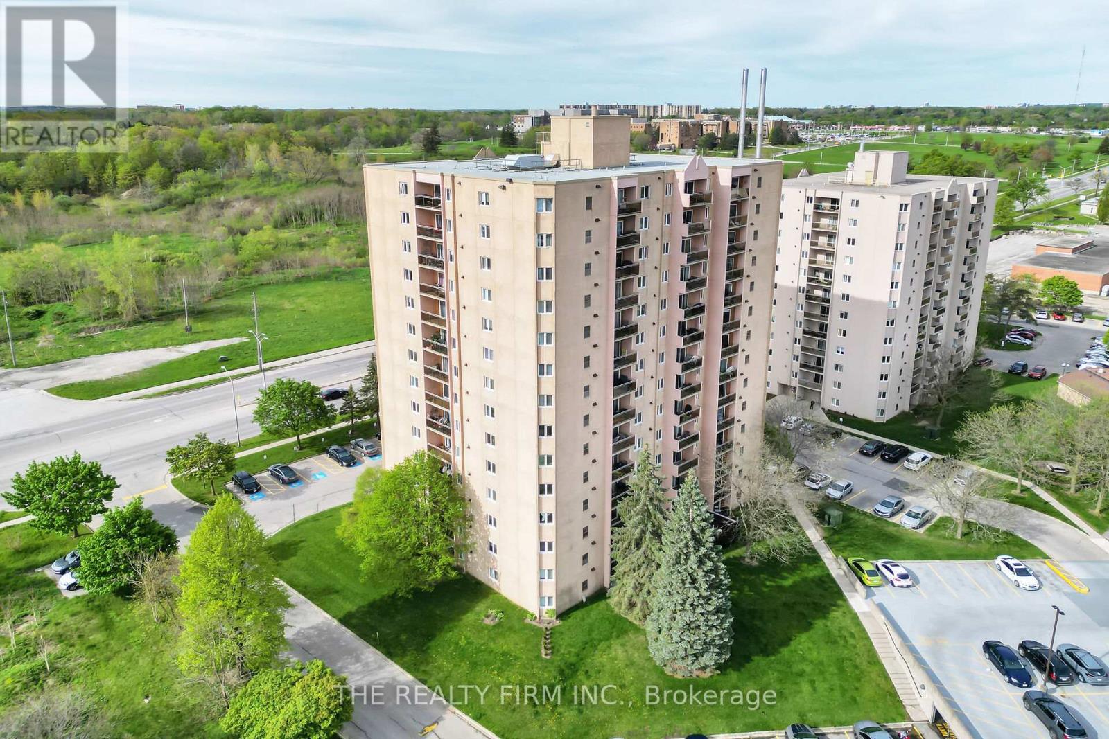 907 - 860 Commissioners Road E, London, Ontario  N6C 5Y8 - Photo 2 - X8321162