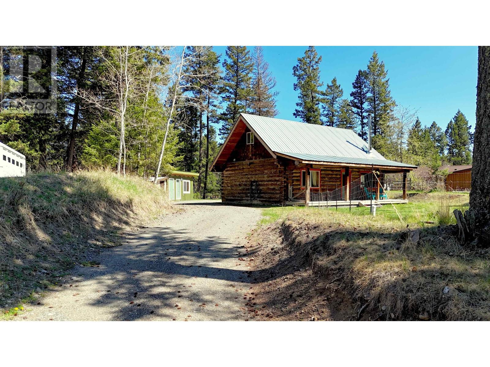 4977 Plateau Road, 108 Mile Ranch, British Columbia  V0K 2Z0 - Photo 2 - R2853595