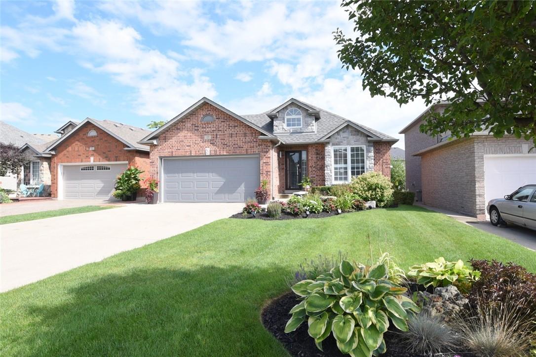 17 Durrell Court, Hamilton, Ontario  L9A 5H5 - Photo 2 - H4192852