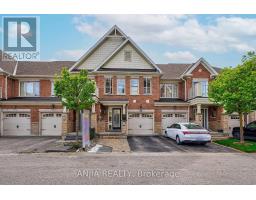 8 Expedition Cres, Whitchurch-Stouffville, Ca