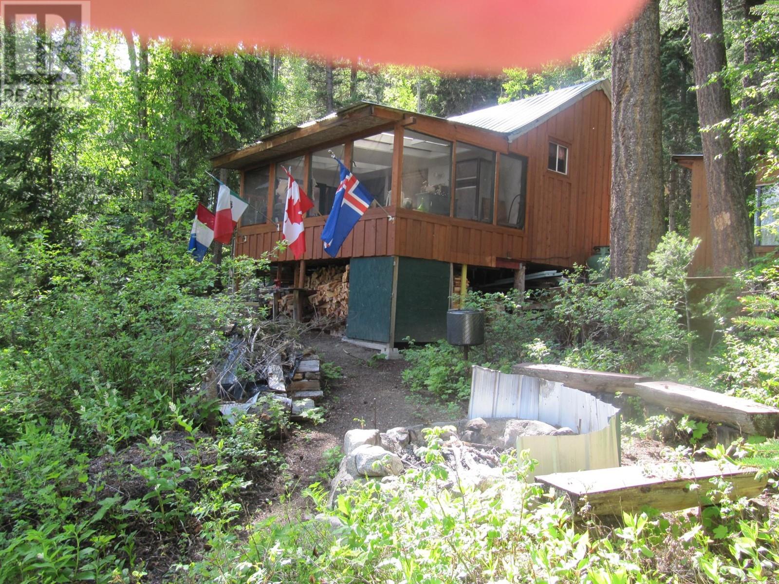 4376 Birch Lake Dump Rd, Little Fort, British Columbia  V0K 2E0 - Photo 28 - 178365