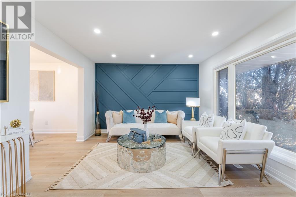 191 Mendel Court, Oakville, Ontario  L6H 1G9 - Photo 4 - 40570258