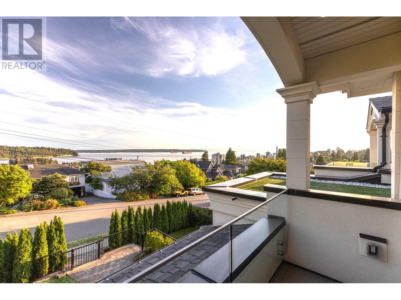 1115 Fulton Avenue, West Vancouver, British Columbia  V7T 1N4 - Photo 4 - R2879963