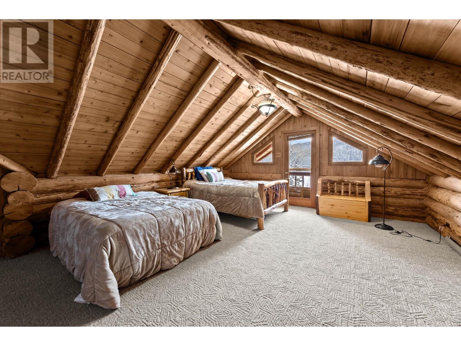 9223-9227 Knouff Lake Rd, Heffley, British Columbia  V0E 1Z1 - Photo 33 - 178375