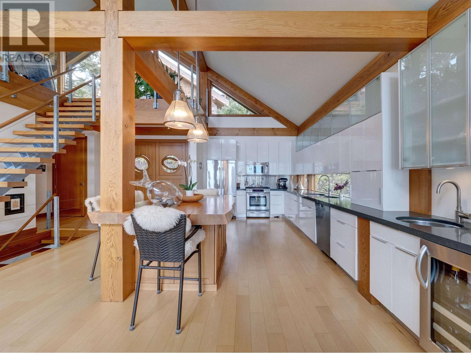 4865 Sunshine Coast Highway, Sechelt, British Columbia  V7Z 0B6 - Photo 13 - R2875905