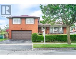 6 ARCHWAY CRES