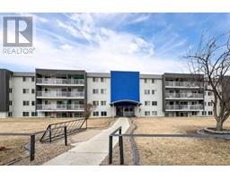 3, 7 Clearwater Crescent Downtown, Fort McMurray, Ca