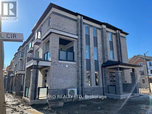 2 PLUME STREET, brampton, Ontario