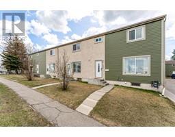 359, 405, 64 Avenue Thorncliffe