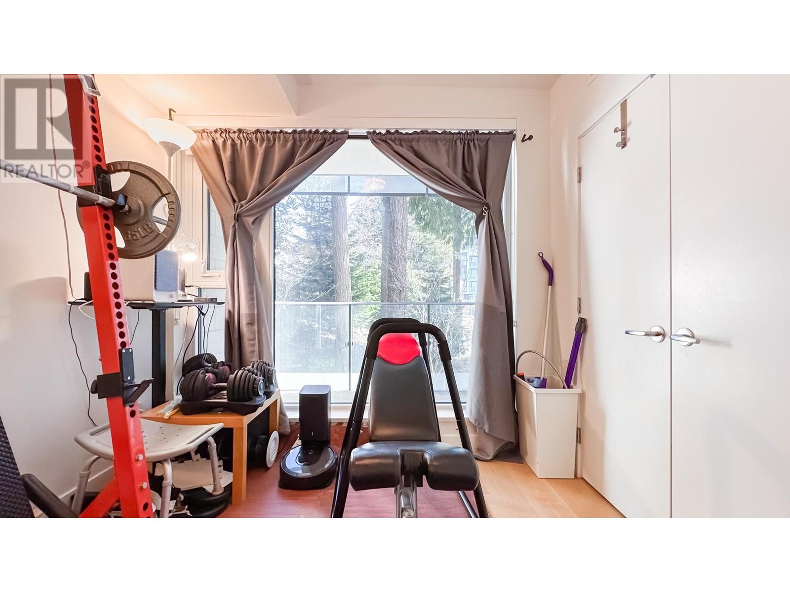 Listing Picture 26 of 31 : 1553 W 57TH AVENUE, Vancouver / 溫哥華 - 魯藝地產 Yvonne Lu Group - MLS Medallion Club Member