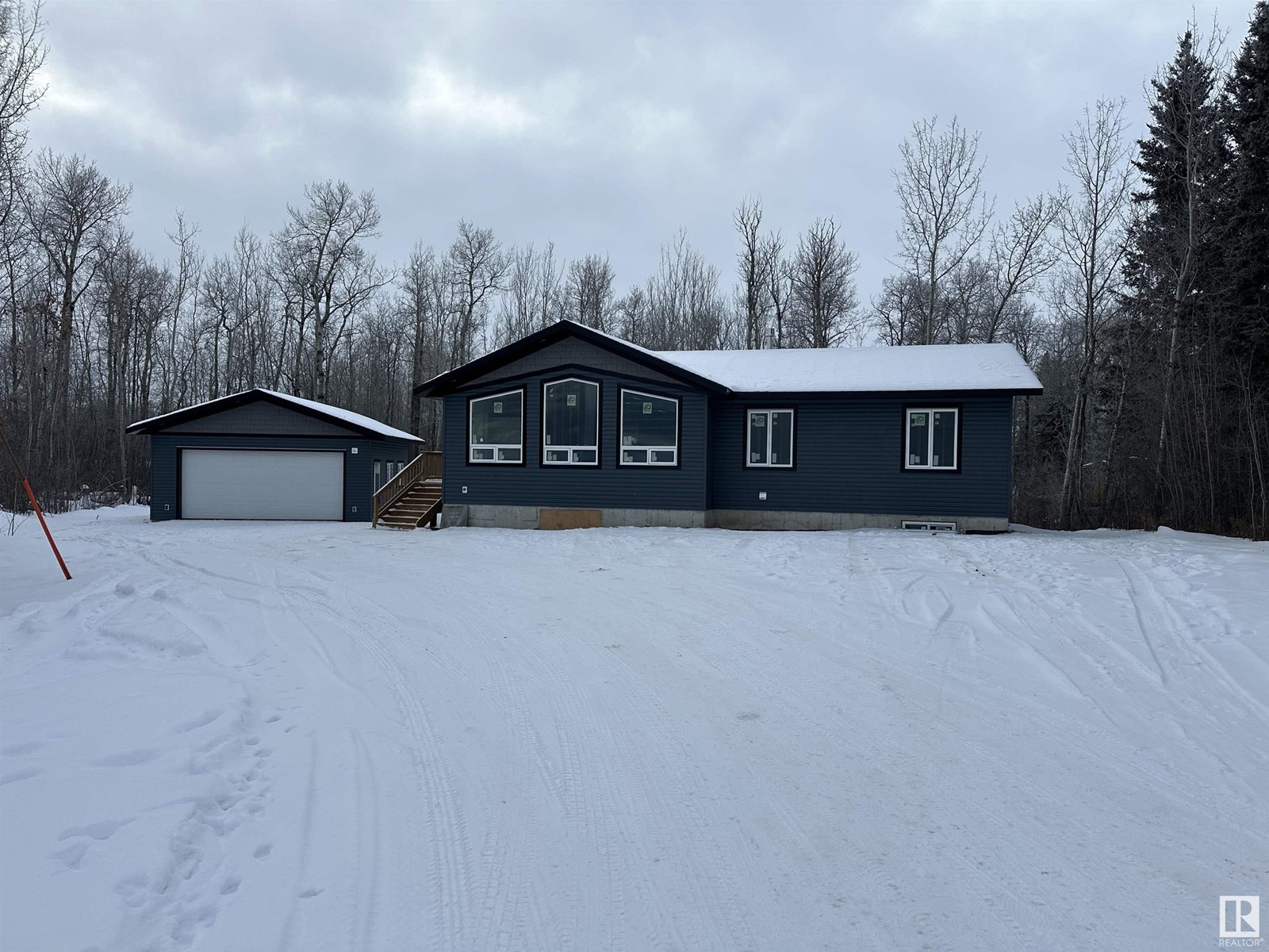 5619 49 St, Rural Lac Ste. Anne County, Alberta  T0E 0A0 - Photo 14 - E4386553