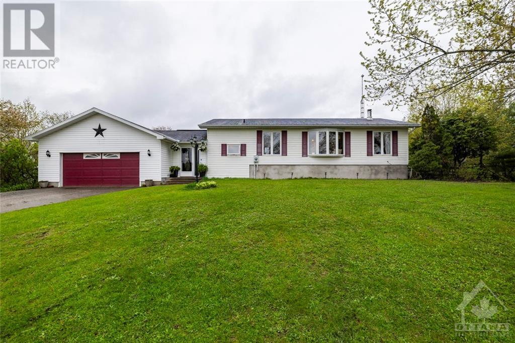 939 ARMSTRONG ROAD Smiths Falls