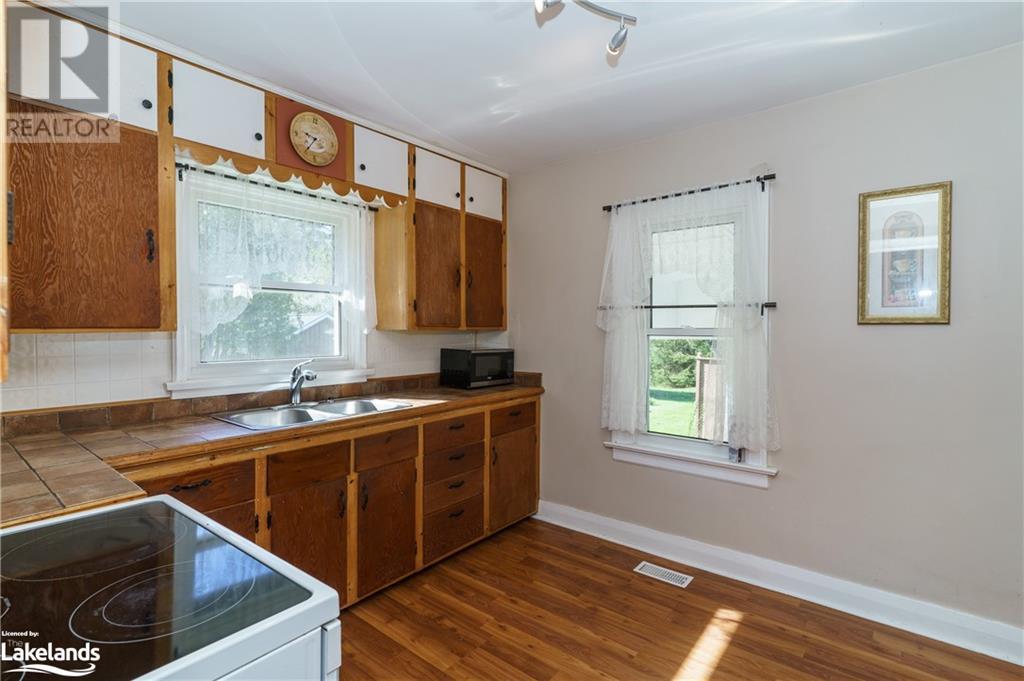 9 Morris Avenue, Huntsville, Ontario  P1H 1G6 - Photo 17 - 40584863