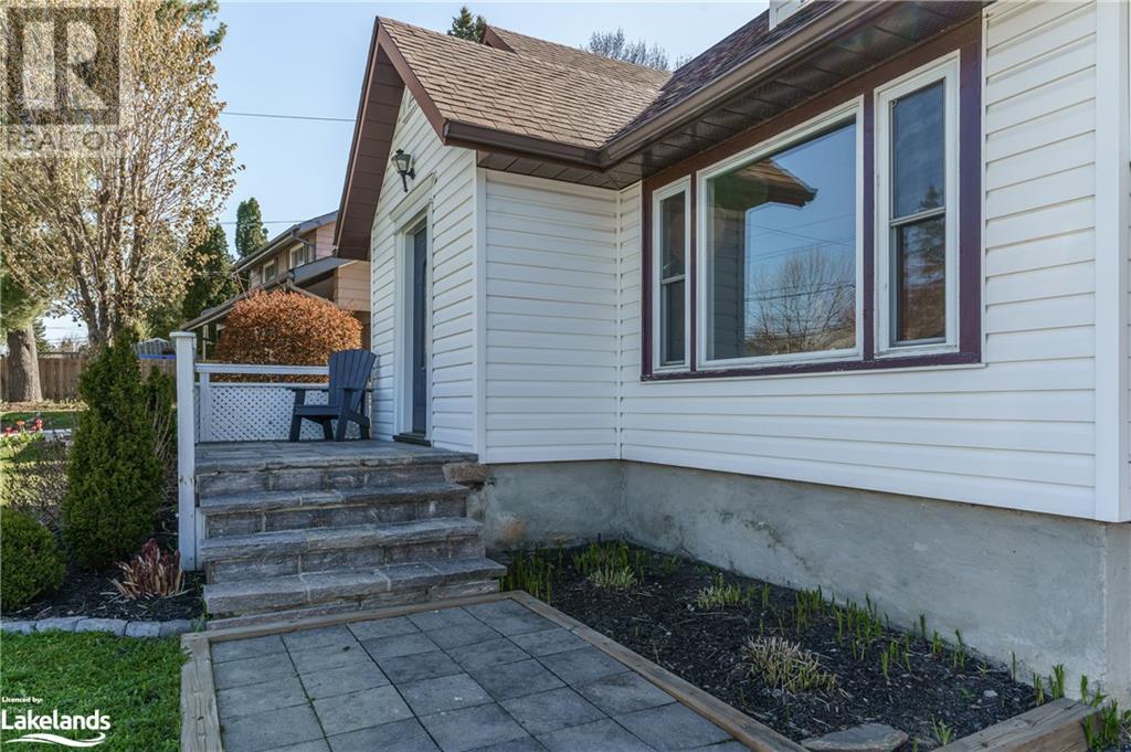 9 Morris Avenue, Huntsville, Ontario  P1H 1G6 - Photo 5 - 40584863