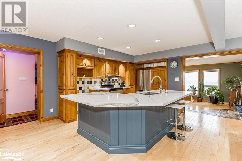 8 Willow Drive, Tiny, Ontario  L0L 1P0 - Photo 10 - 40587187