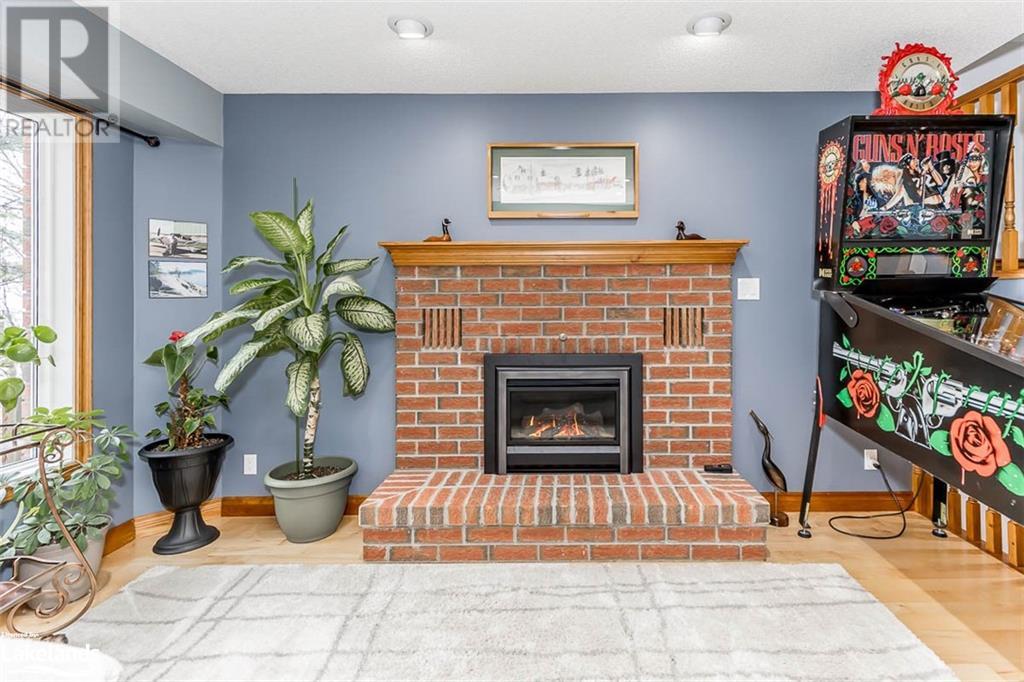 8 Willow Drive, Tiny, Ontario  L0L 1P0 - Photo 14 - 40587187