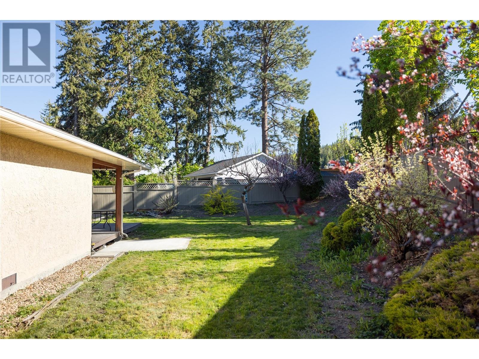 3556 Country Pines Drive West Kelowna Photo 10