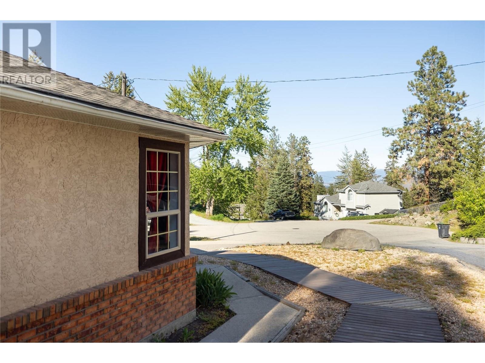 3556 Country Pines Drive West Kelowna Photo 15