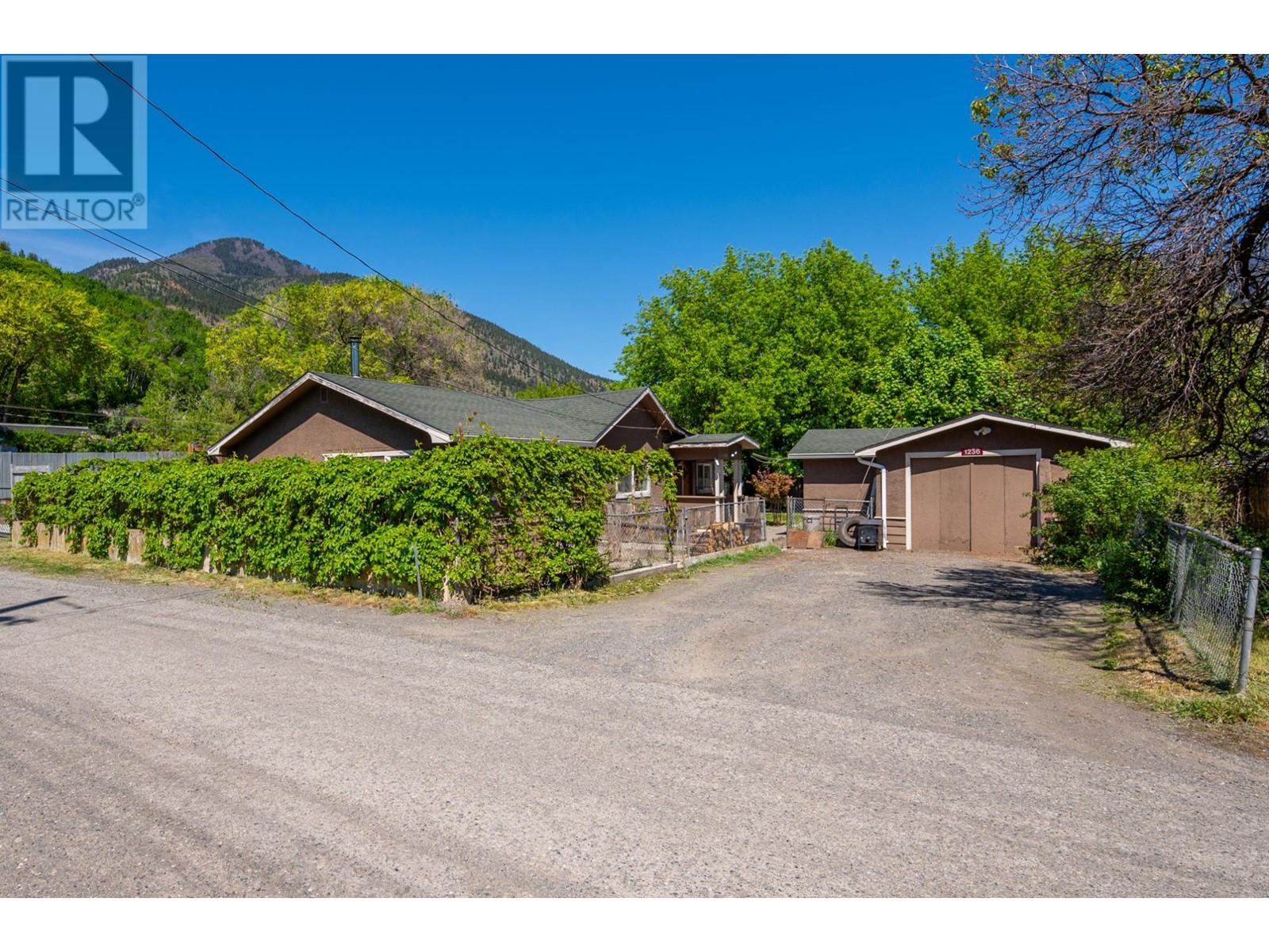 1236 Bouvette Rd, Lillooet, British Columbia  V0K 1V0 - Photo 2 - 178406
