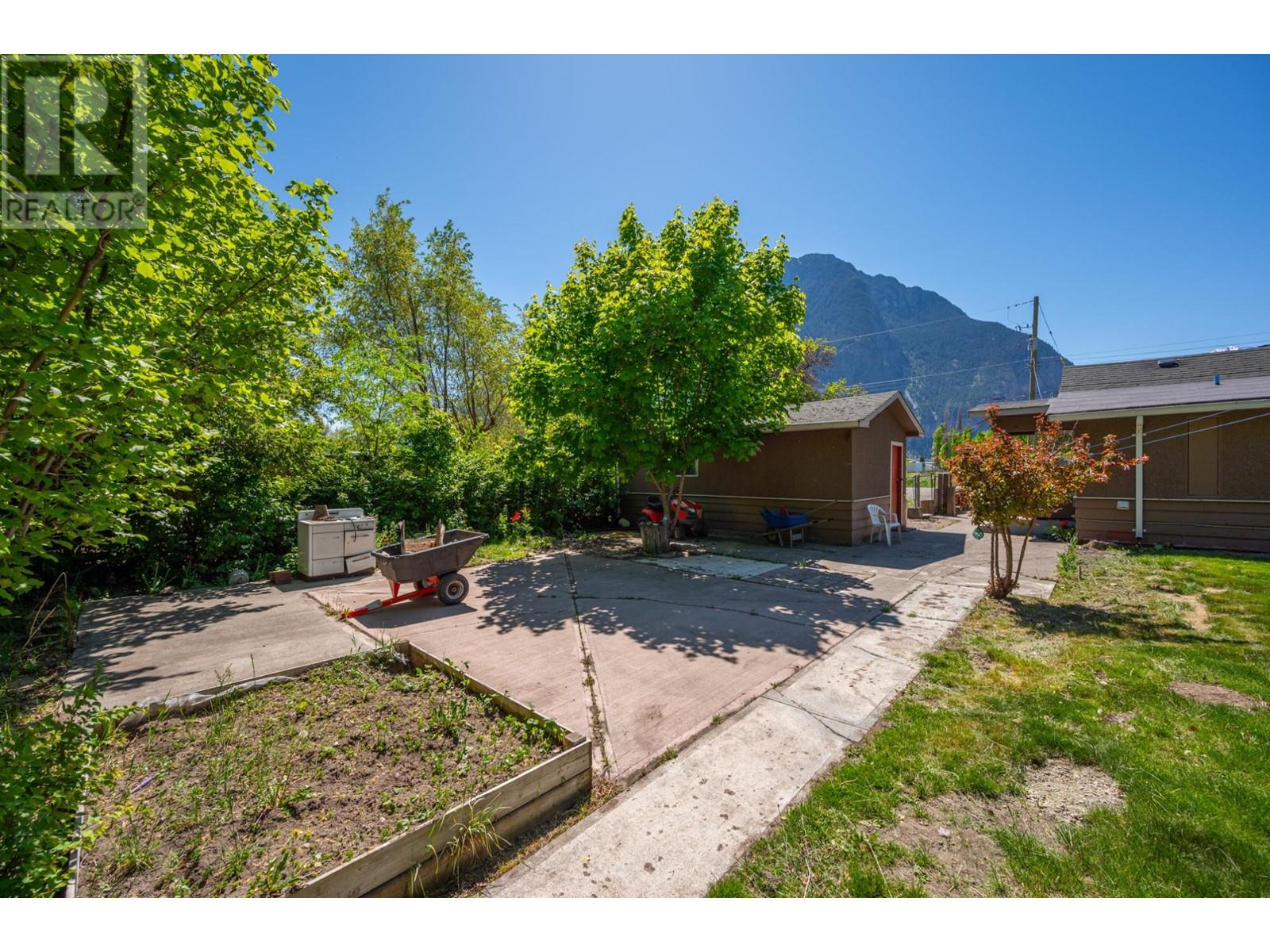 1236 Bouvette Rd, Lillooet, British Columbia  V0K 1V0 - Photo 31 - 178406