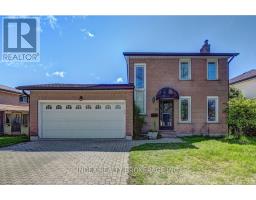 30 MAXWELL DR