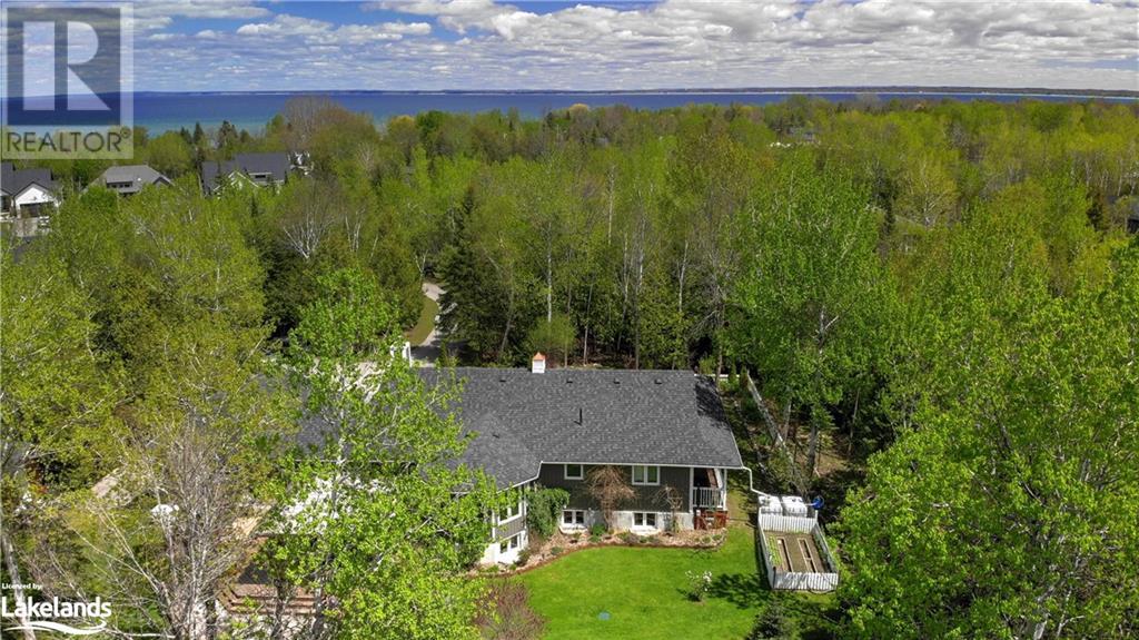 134 Glenlake Boulevard, Collingwood, Ontario  L9Y 0X2 - Photo 2 - 40585680