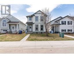 393 Diefenbaker Drive Timberlea, Fort McMurray, Ca