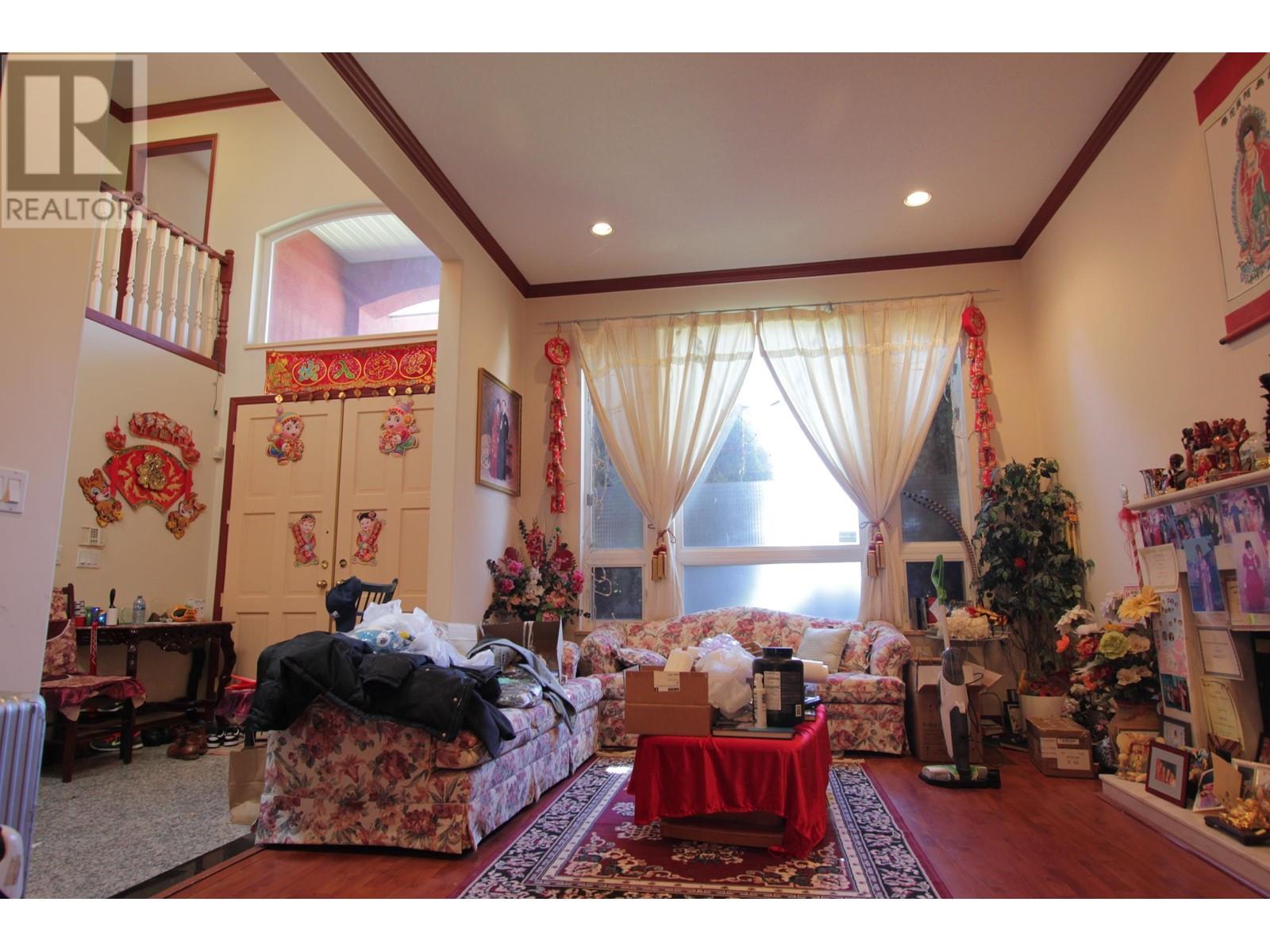 Listing Picture 4 of 16 : 3711 SCRATCHLEY CRESCENT, Richmond / 烈治文 - 魯藝地產 Yvonne Lu Group - MLS Medallion Club Member