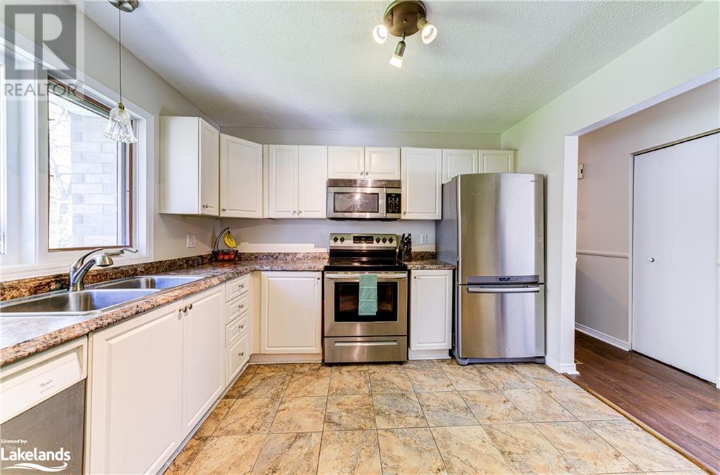 19 Caribbean Drive, Wasaga Beach, Ontario  L9Z 2W3 - Photo 19 - 40586490