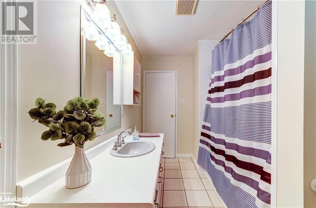 19 Caribbean Drive, Wasaga Beach, Ontario  L9Z 2W3 - Photo 24 - 40586490