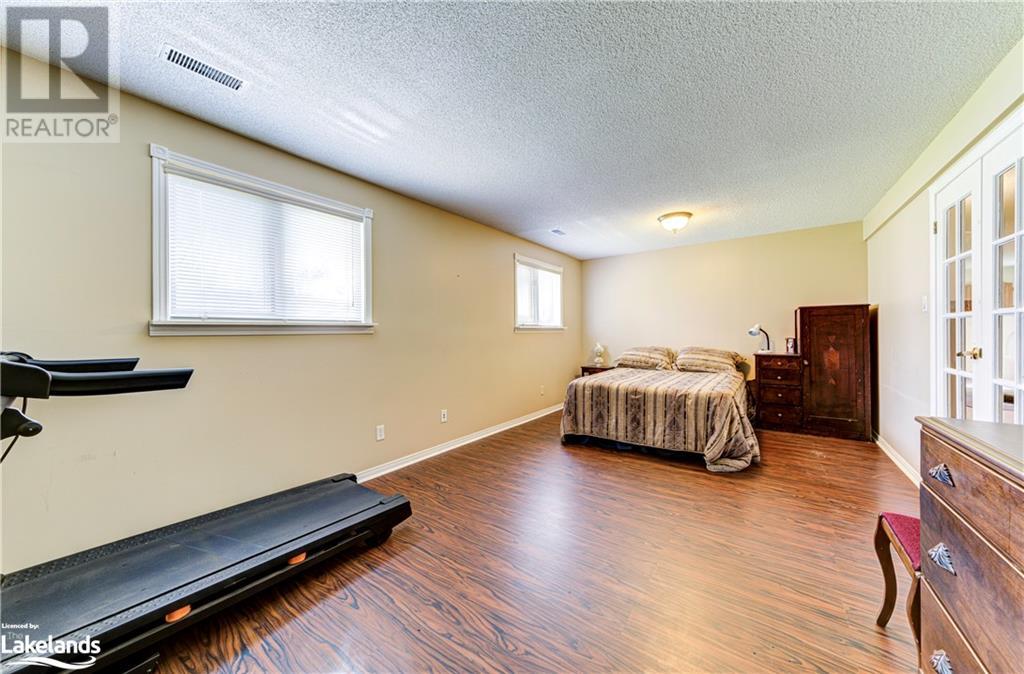 19 Caribbean Drive, Wasaga Beach, Ontario  L9Z 2W3 - Photo 33 - 40586490