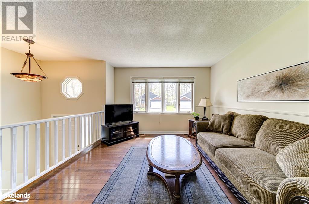 19 Caribbean Drive, Wasaga Beach, Ontario  L9Z 2W3 - Photo 6 - 40586490