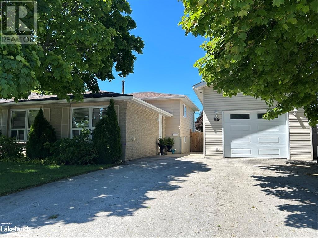 2 Mason Road, Collingwood, Ontario  L9Y 4G3 - Photo 2 - 40587853