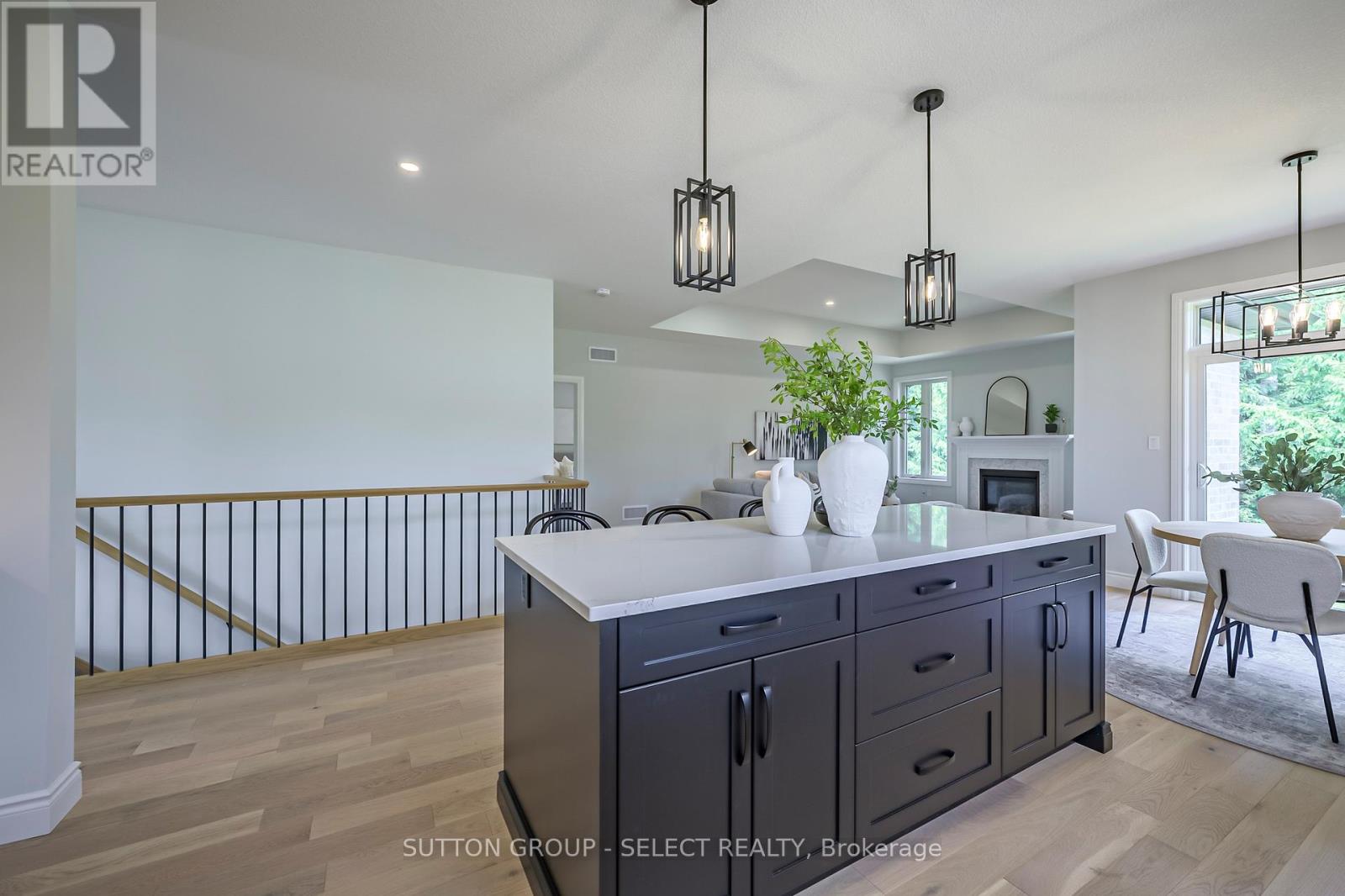 17 Spruce Crescent, North Middlesex, Ontario  N0M 2K0 - Photo 19 - X8331870